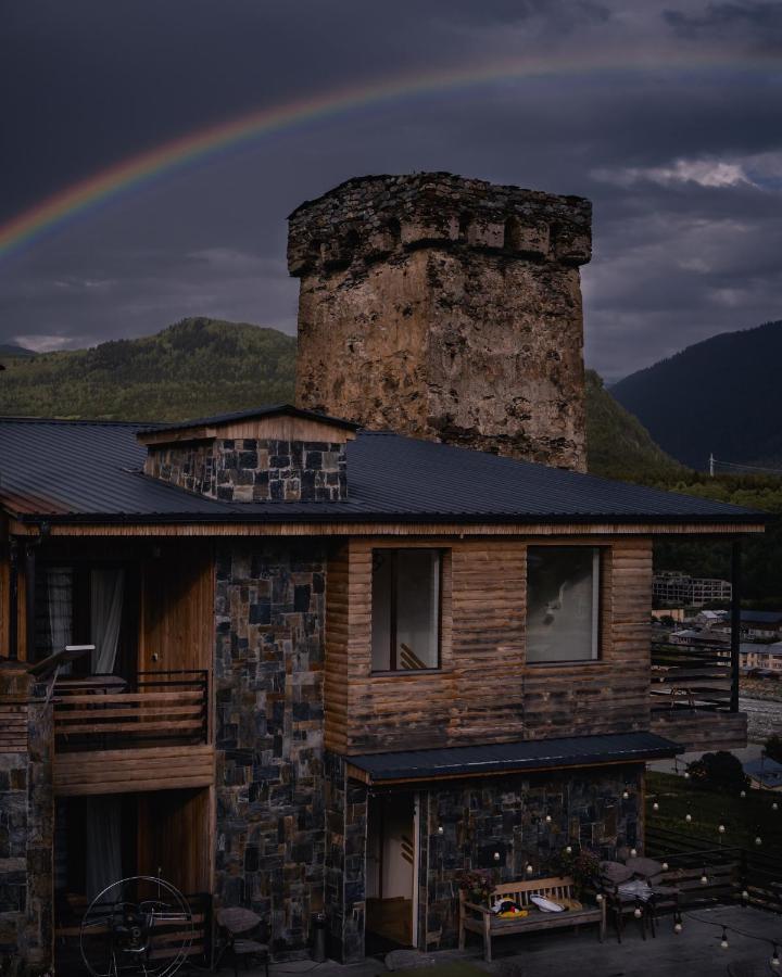 Hotel Old House Местия Экстерьер фото