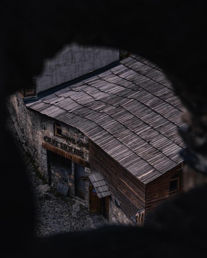 Hotel Old House Местия Экстерьер фото