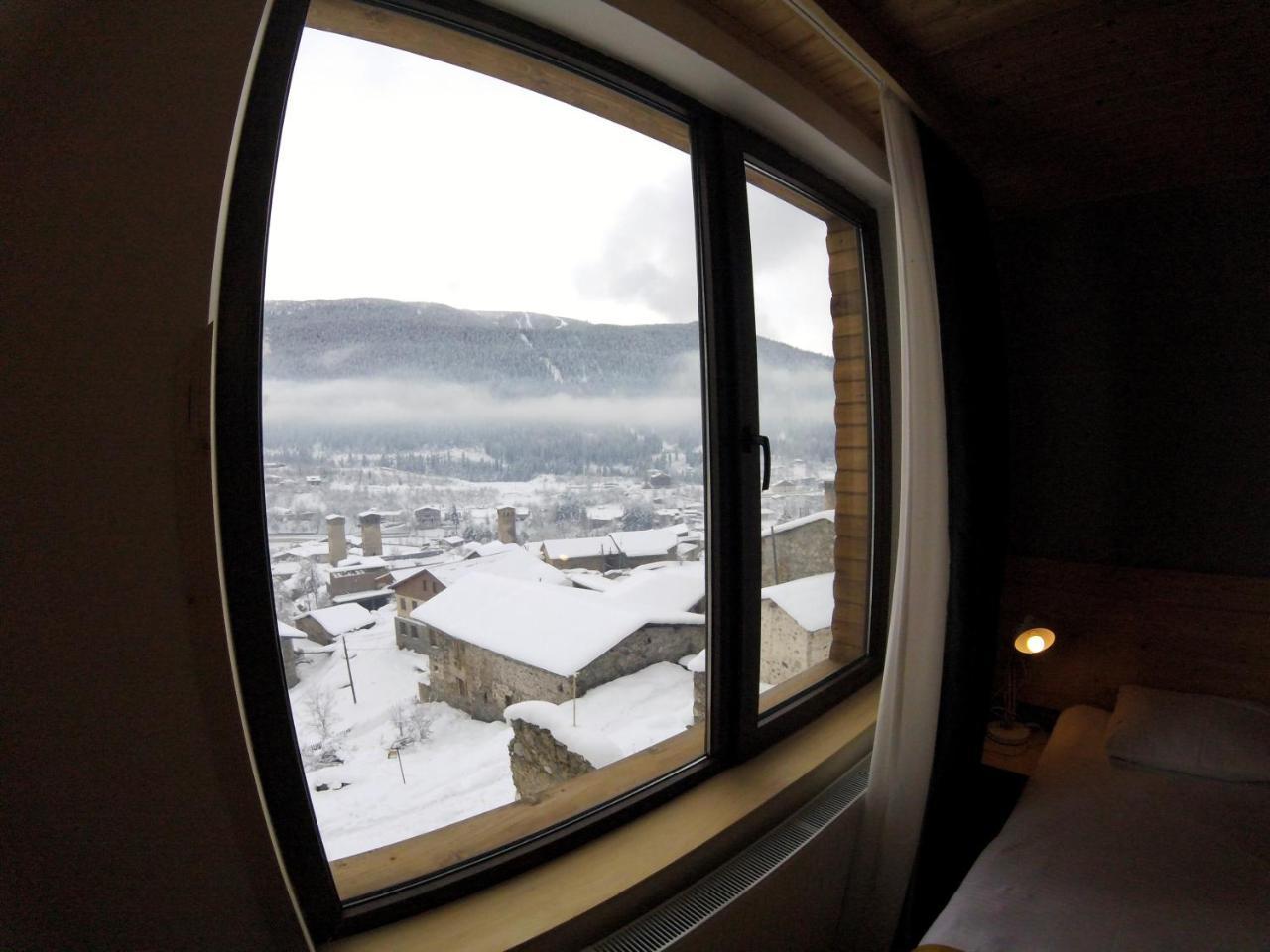 Hotel Old House Местия Экстерьер фото